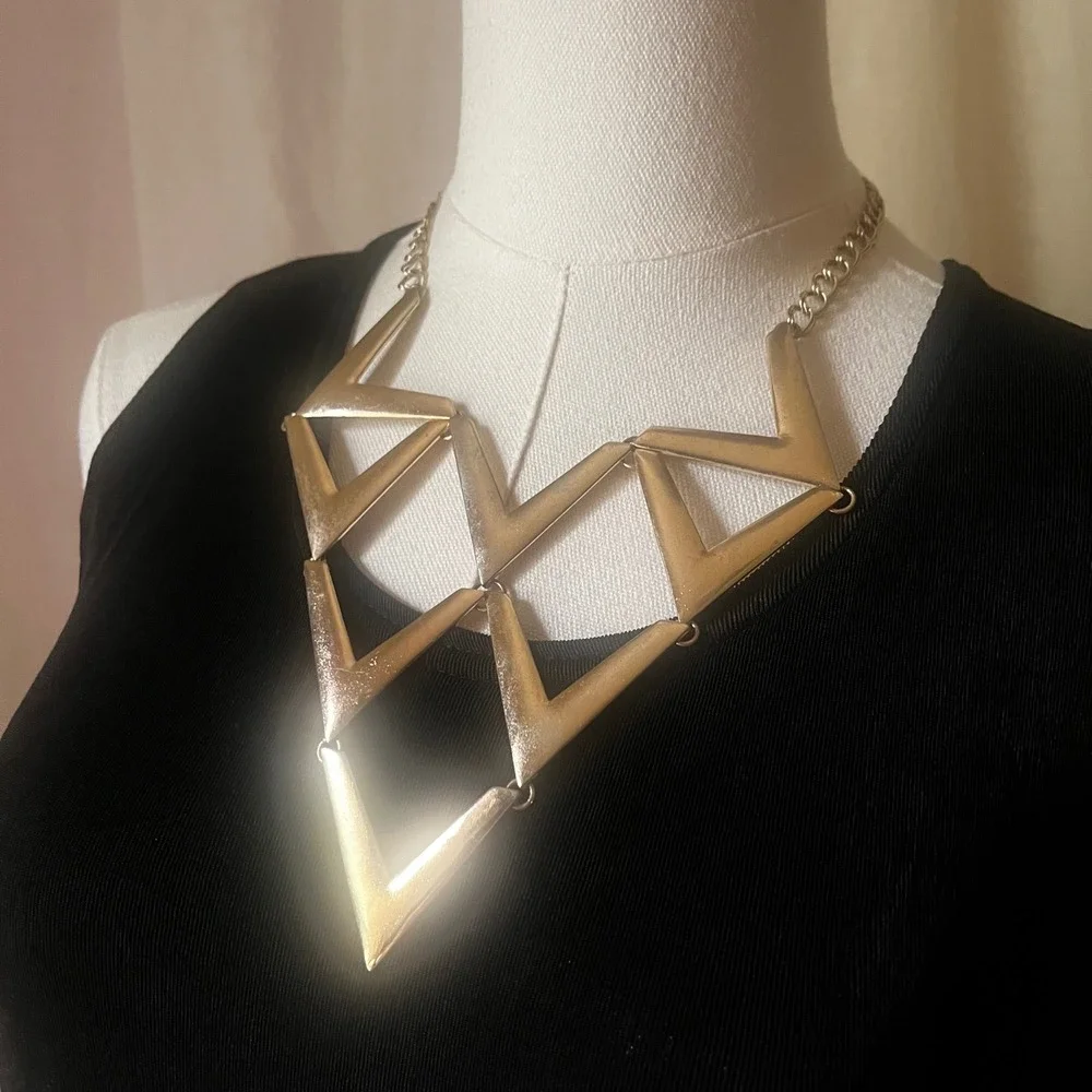 Vintage Gold Tone Geometric Chevron Statement Necklace Modernist Bib 19-22